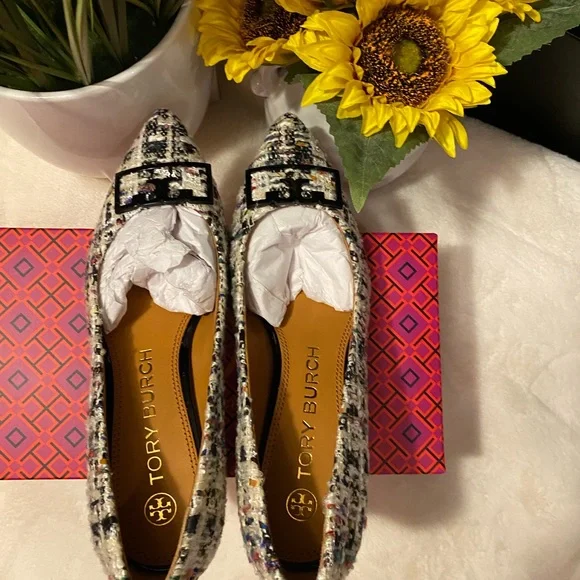 Tory Burch GIGI Tweed Pointy Toe Pump - Picture 5 of 10